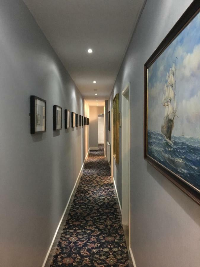Waverley Park Couette-café 2*